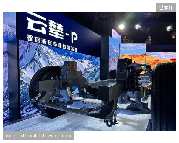 追求极致的非线性阻尼响应曲线，是否让一些非竞赛级场馆陷入了不必要的功能冗余和成本失控？